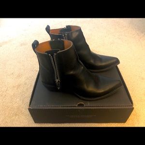 Frye Sacha Moto Shortie Boot, size 8